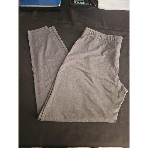 Maurices Gray Elastic Waist Ankle Length Leggings Pants Size XL - Picture 1 of 6